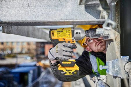 DeWalt klucz udarowy 1/2 18V 2x5,0Ah TSTAK DCF900 DCF900P2T-QW