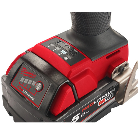 Milwaukee Zestaw Klucz udarowy 745Nm M18FMTIW2F12 + 2 akumulatory 5Ah + szybka ładowarka