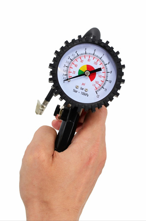 AwTools pistolet do pompowania kół z manomentrem / TG-8