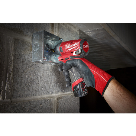 Milwaukee zakrętarka udarowa 12V 1/4 147NM 2X2,0AH 4933459823