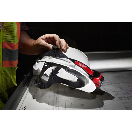 Milwaukee lampa akumulatorowa L4HL-301 475 LUMENÓW 4933479764