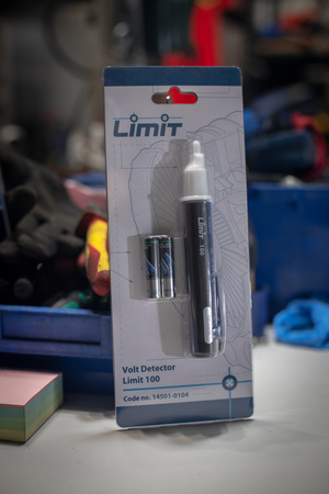 Limit próbnik napięcia 100