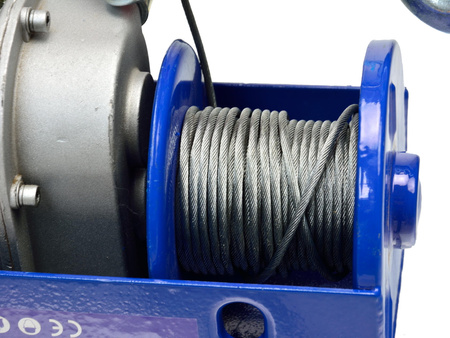Geko wyciągarka elektryczna 150/300kg G01087