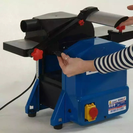 Dedra strugarko-grubościówka 1100W DED7812