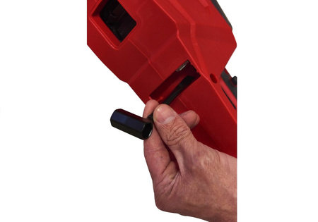 Milwaukee pilarka akumulatorowa 35cm M18FCHS35-122 4933479679