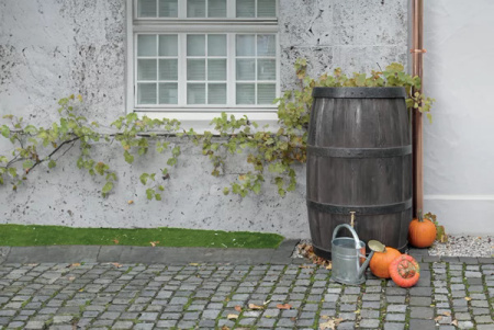 Zbiornik na deszczówkę Burgund-Umbra beczka 500L RBU500-440U