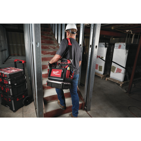 Milwaukee skrzynia z kołami PackOut 4932464078