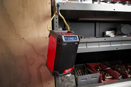 Milwaukee radio akumulatorowe M12RCDAB+0 4933472114