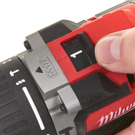 Milwaukee wkrętarka udarowa 18V M18CBLPD-202C 4933464320