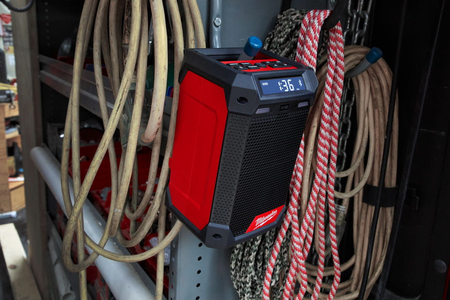 Milwaukee radio akumulatorowe M12RCDAB+0 4933472114